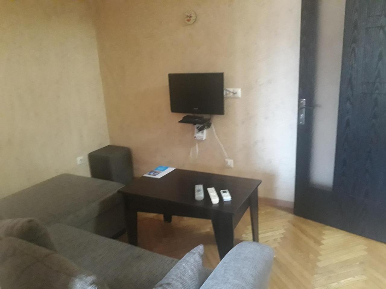 Appartamento View Of The Tower Of Alphabet Batumi Esterno foto